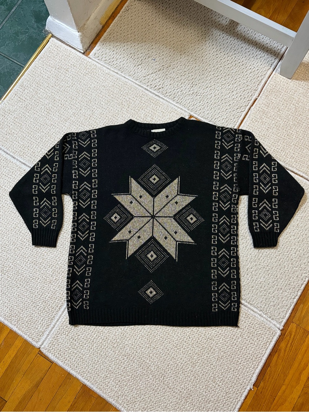 Vintage 80s Black Gold Metallic Nordic Star Oversized Sweater Unisex M Cabin